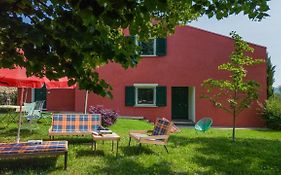 Villa Silvana - Apt Giulia & Michela With Terrace & Parking