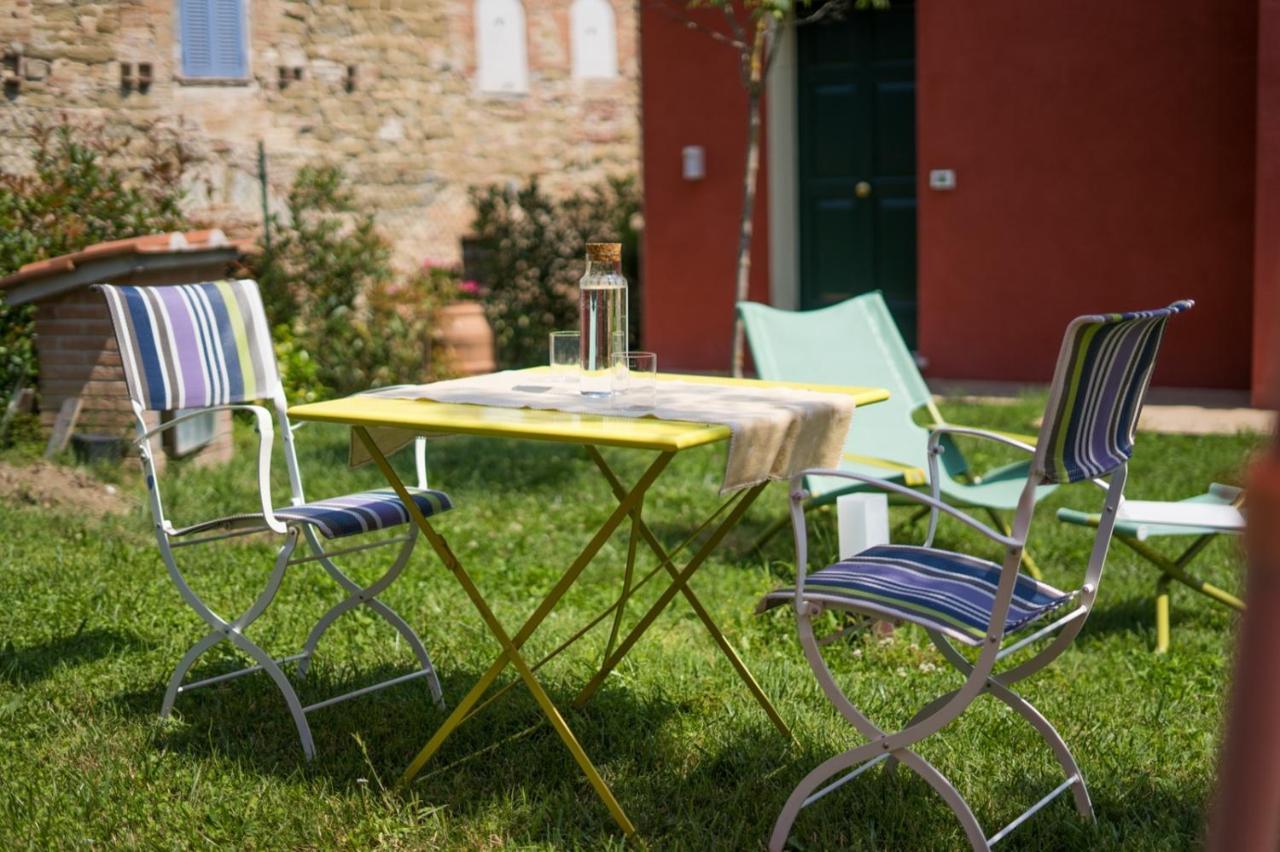 Villa Silvana - Apt Giulia & Michela With Terrace & Parking Pérouse Extérieur photo