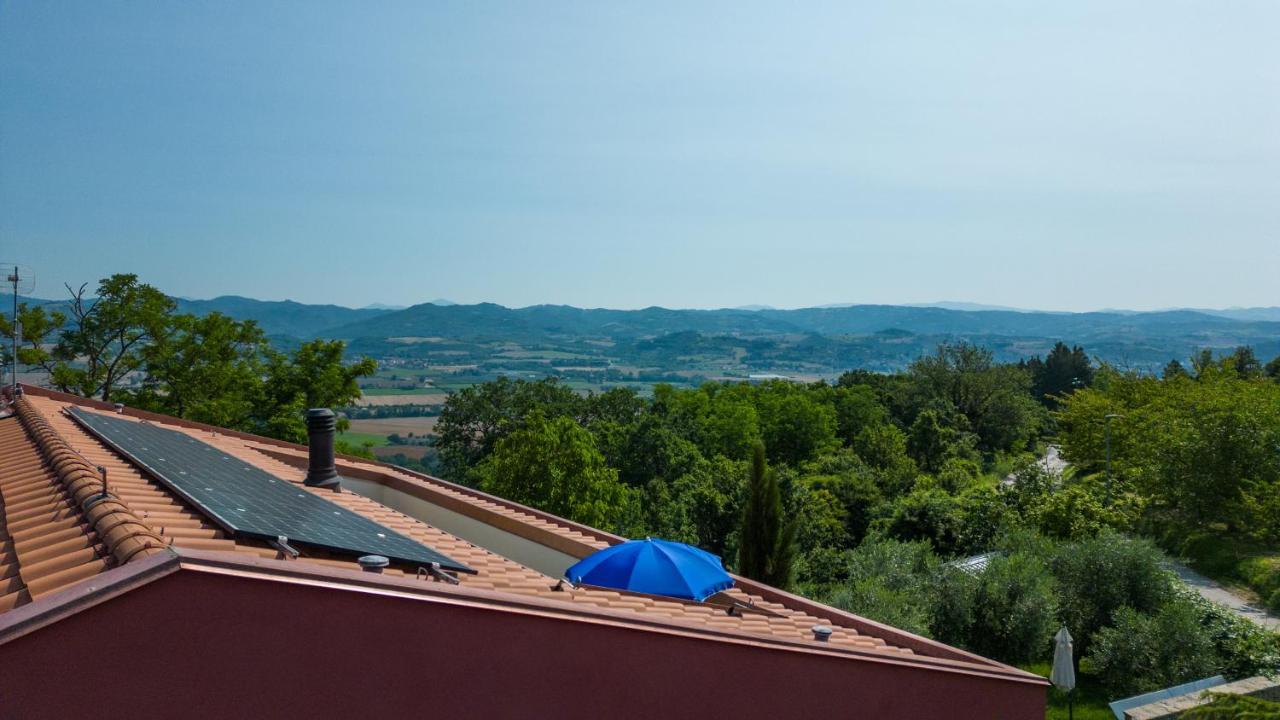 Villa Silvana - Apt Giulia & Michela With Terrace & Parking Pérouse Extérieur photo
